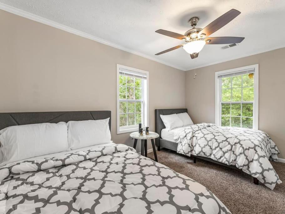 Gorgeous East Village Home Near Downtown Sleeps 12 5 Bedrooms Coffee Bbq Ac Parking Атланта Екстер'єр фото
